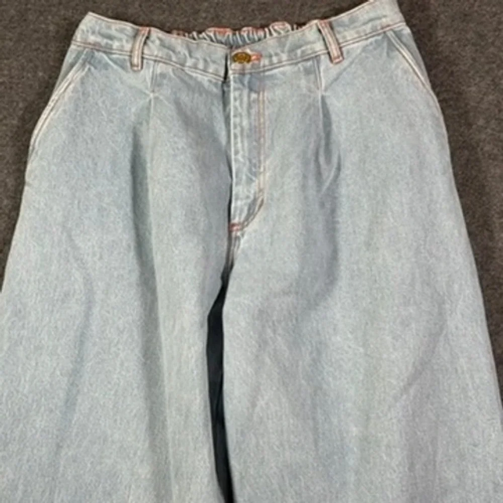 Denim‎ Trousers by Big Press Light Wash Pleated Wide Leg Jeans Womens Medium